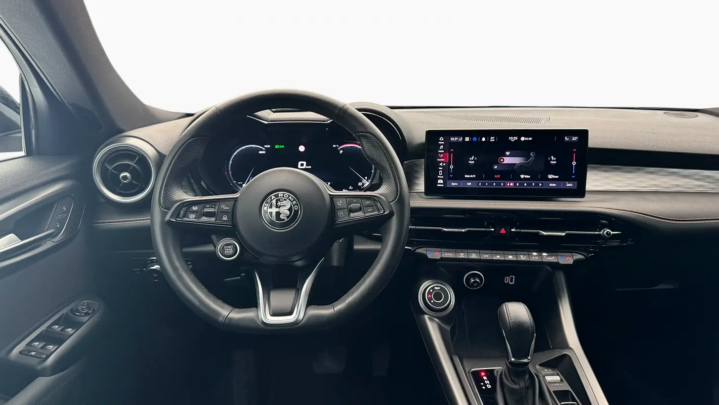 Alfa Romeo Tonale, 2024 — фото 10 из 10