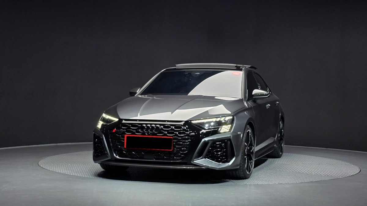 Audi RS 3, 2023 — фото 3 из 12