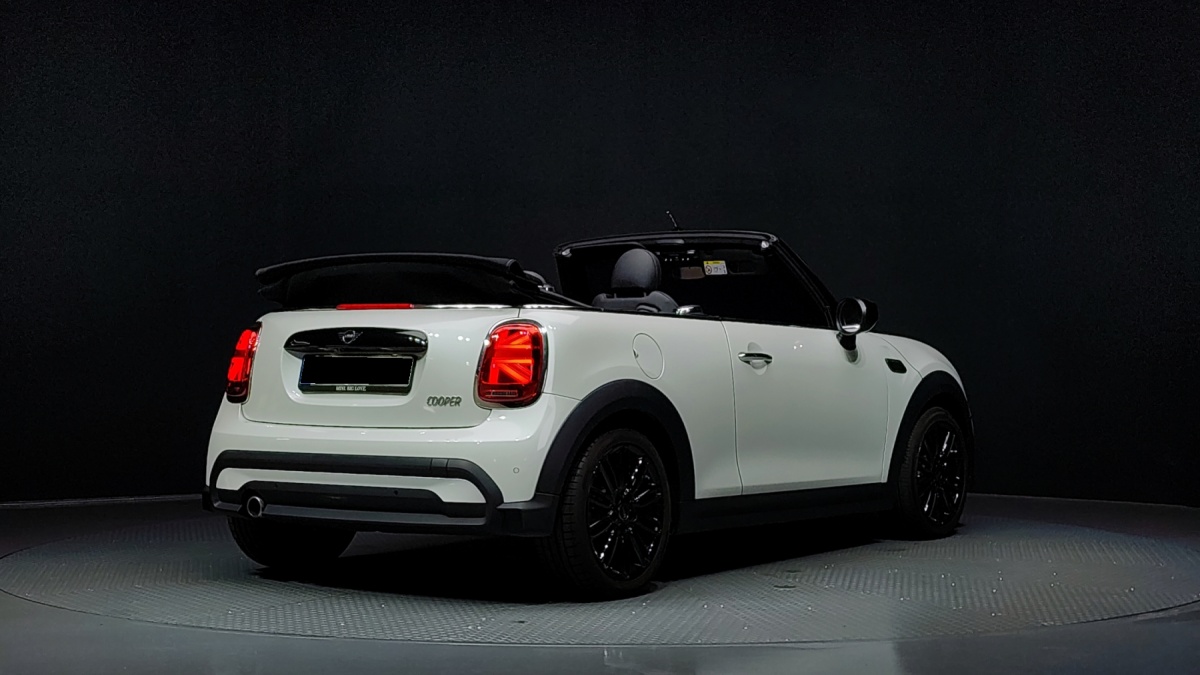 Mini Cooper Convertible, 2024 — фото 2 из 12