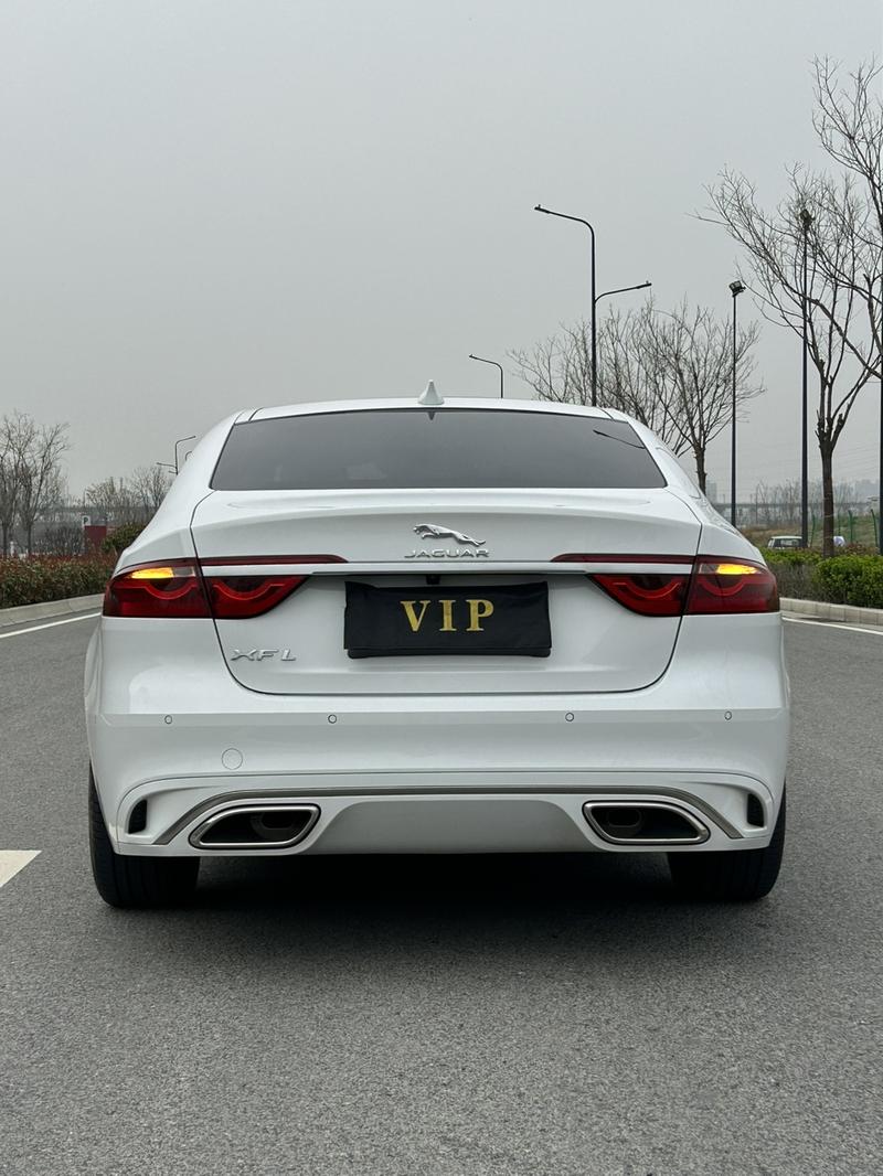 Jaguar XF L, 2023 — фото 5 из 8