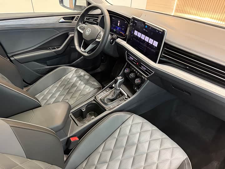 Volkswagen Sagitar L, 2024 — фото 9 из 9