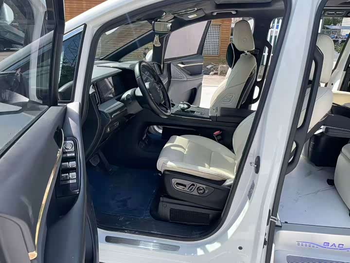 GAC Trumpchi M8, 2023 — фото 3 из 9