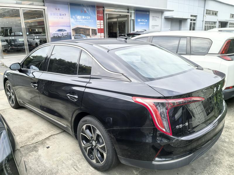 Hongqi E-QM5, 2024 — фото 2 из 8