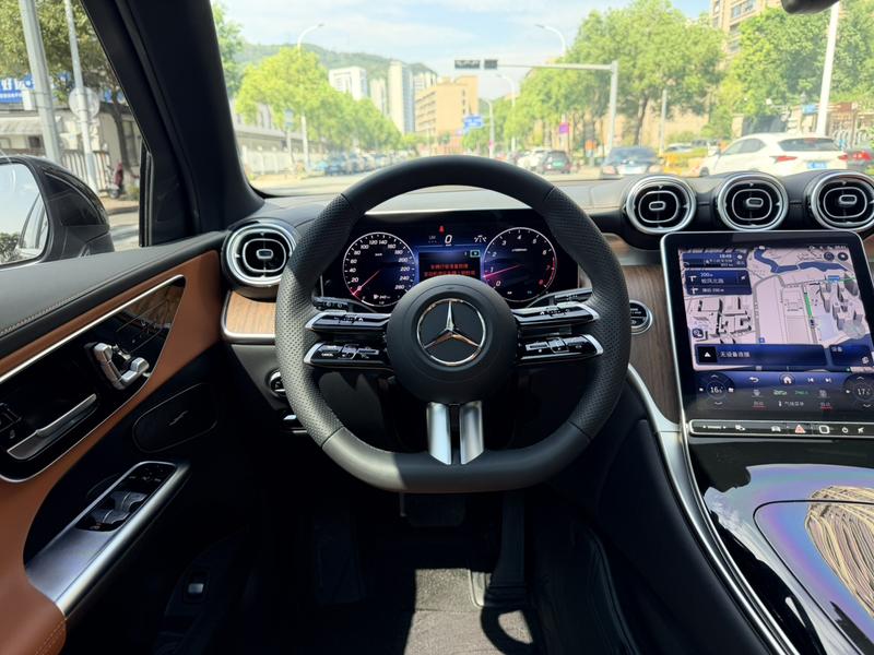 Mercedes-Benz GLC-Class, 2024 — фото 8 из 11