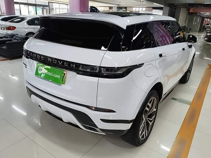 Land Rover Range Rover Evoque L Hybrid, 2023 — фото 7 из 9