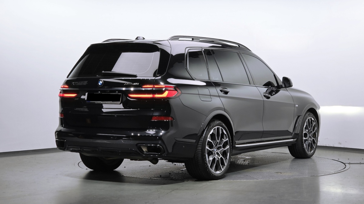 BMW X7, 2025 — фото 2 из 12