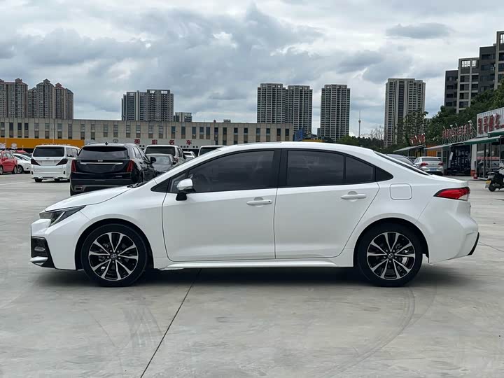 Toyota Levin, 2022 — фото 8 из 9