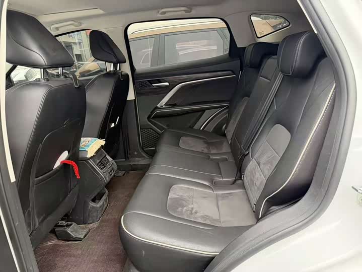 Haval H6, 2023 — фото 6 из 9