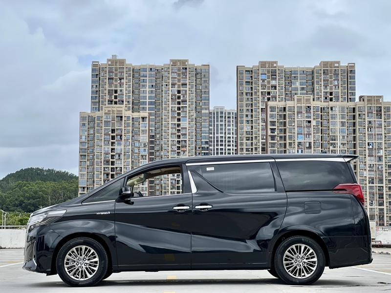 Toyota Alphard, 2022 — фото 4 из 12