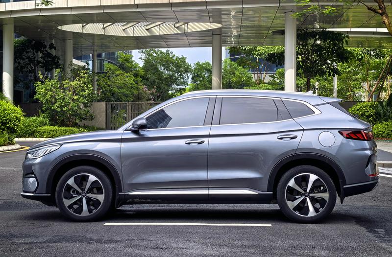 BYD Song Plus Hybrid/EV, 2021 — фото 4 из 12