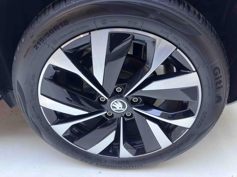 Skoda Karoq, 2025 — фото 8 из 12