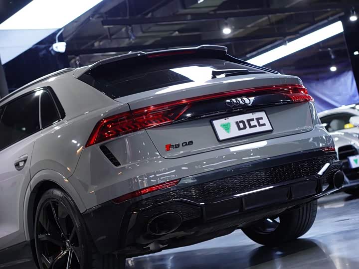 Audi RS Q8, 2023 — фото 6 из 9