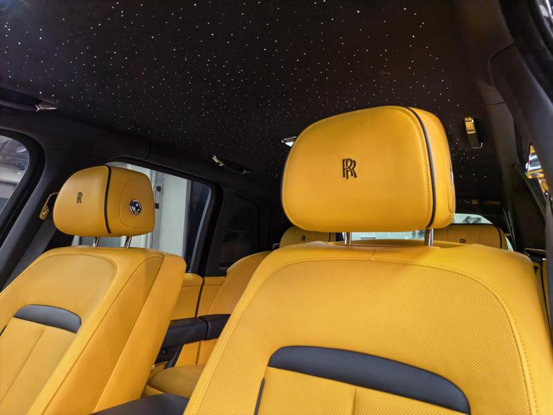 Rolls-Royce Cullinan, 2022 — фото 11 из 12