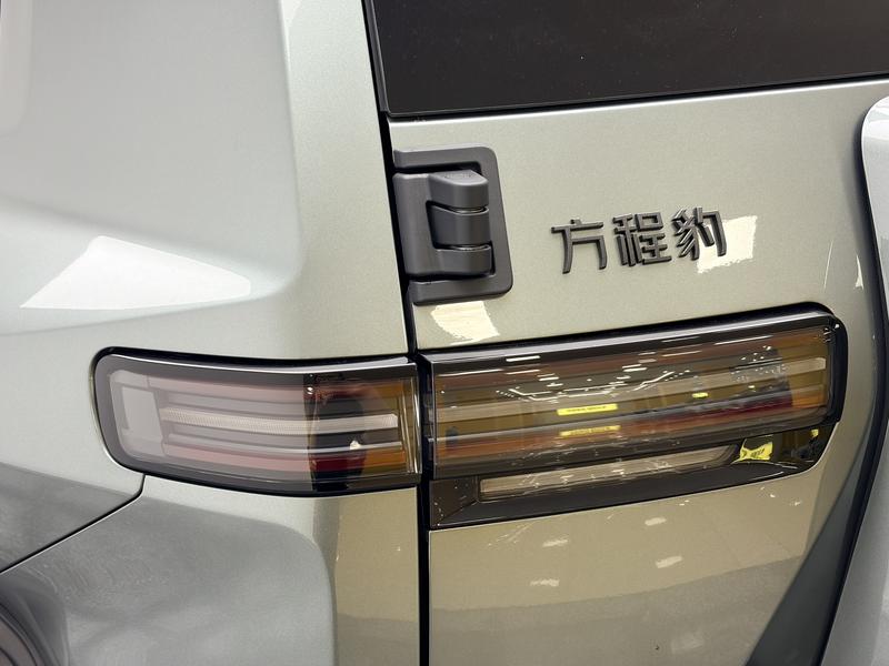 BYD FangChengBao Titanium 3 (Tai 3), 2026 — фото 10 из 12