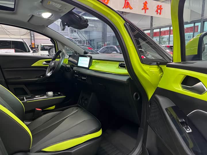 Geely Geometry E Firefly, 2022 — фото 4 из 9
