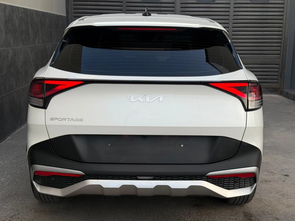 Kia Sportage, 2022 — фото 4 из 4