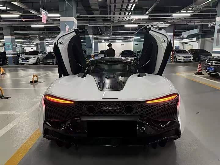 McLaren Artura, 2023 — фото 4 из 9