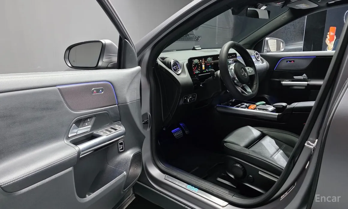 Mercedes-Benz EQA, 2022 — фото 10 из 12