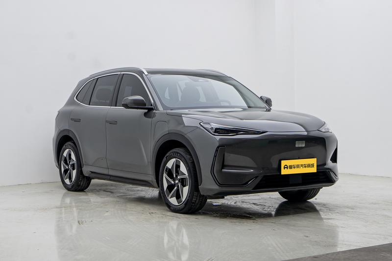 Geely Galaxy E5, 2025 — фото 3 из 12