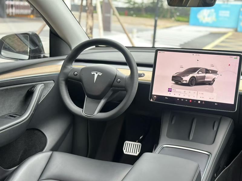 Tesla Model Y, 2023 — фото 7 из 10