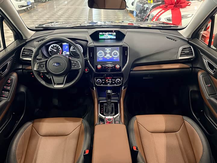 Subaru Forester, 2023 — фото 9 из 9
