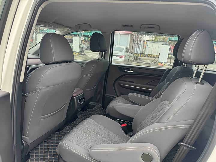 GAC Trumpchi M6, 2023 — фото 6 из 9