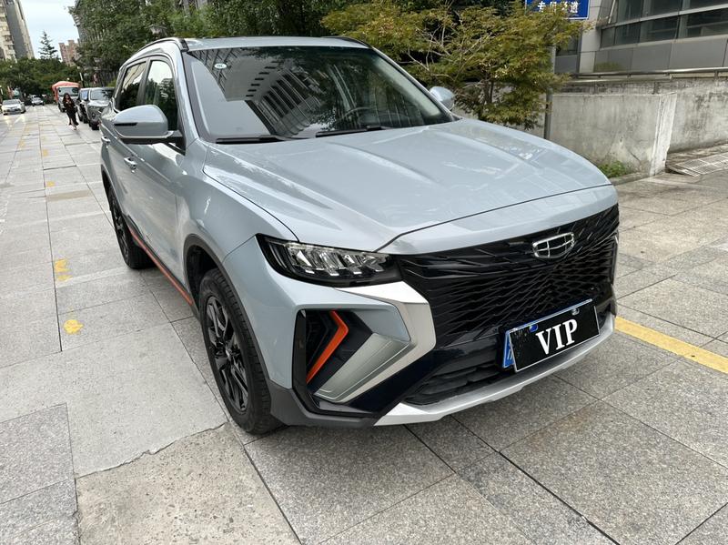Geely Atlas, 2023 — фото 3 из 11