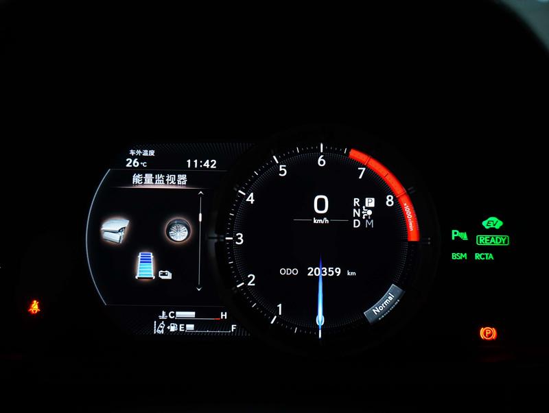 Lexus LC, 2021 — фото 10 из 12