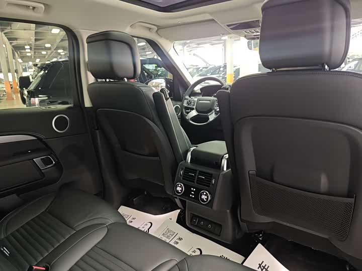 Land Rover Discovery, 2024 — фото 9 из 9