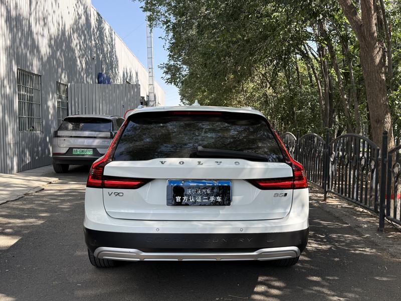 Volvo V90, 2025 — фото 5 из 10
