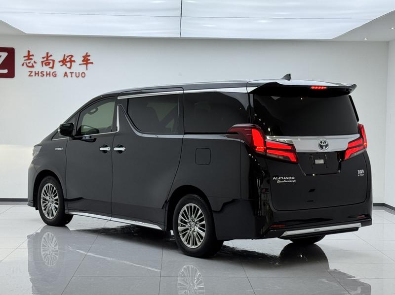 Toyota Alphard, 2022 — фото 4 из 12