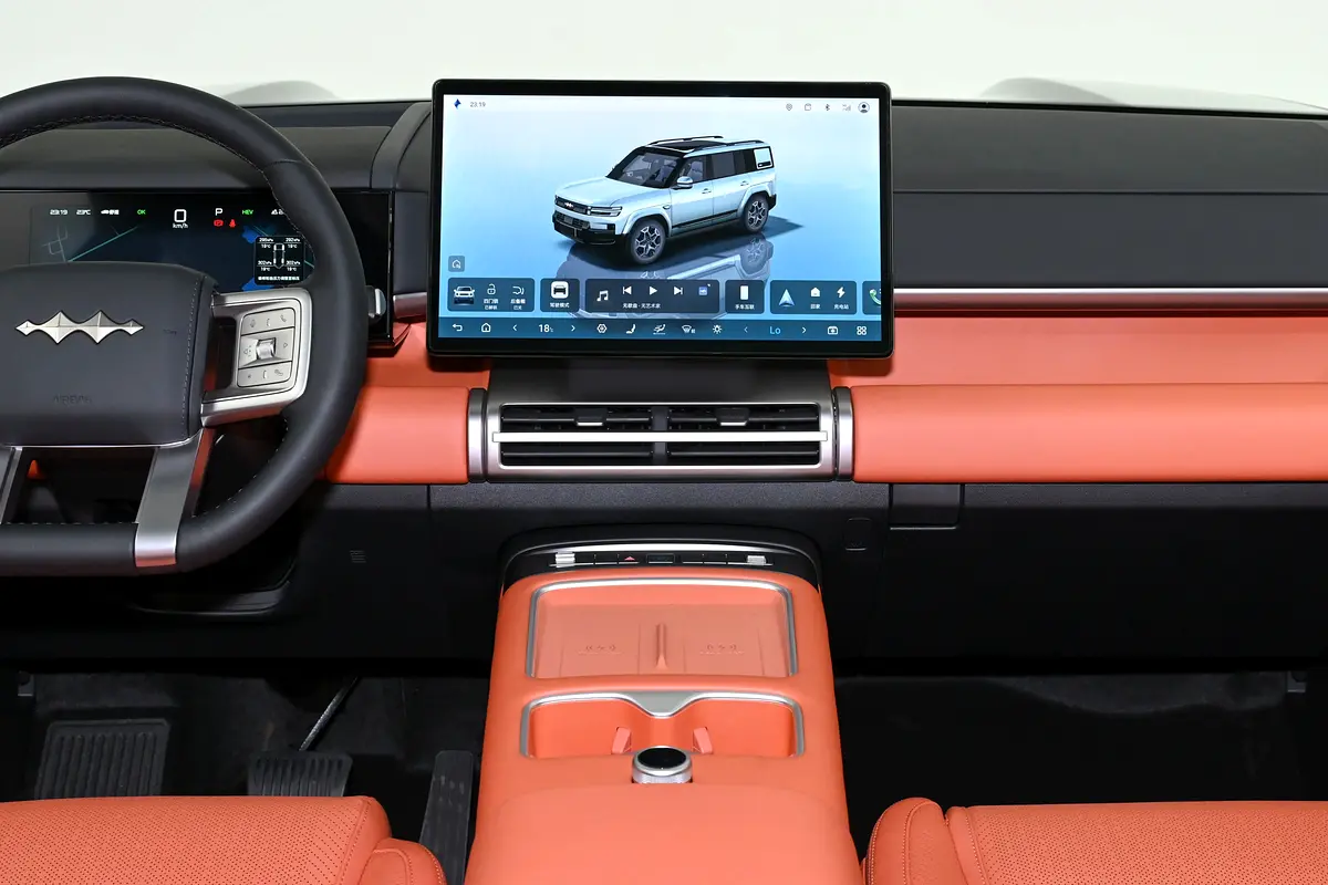 BYD Leopard Titanium 7, 2025 — фото 3 из 7