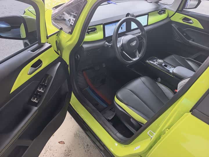 Geely Geometry E Firefly, 2022 — фото 4 из 9