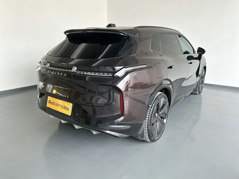 Lynk & Co 08 EM-P Hybrid, 2023 — фото 7 из 12