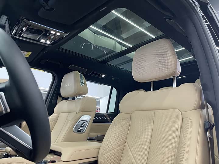 BYD FangChengBao Leopard 8, 2024 — фото 6 из 9