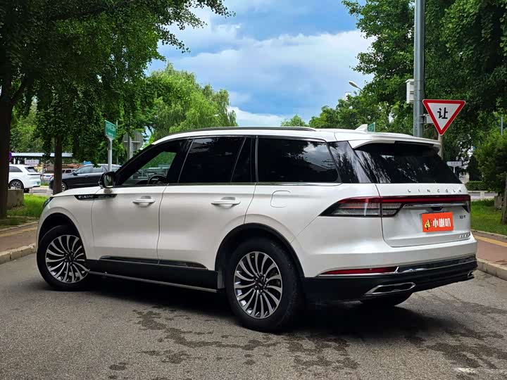 Lincoln Aviator, 2023 — фото 6 из 9