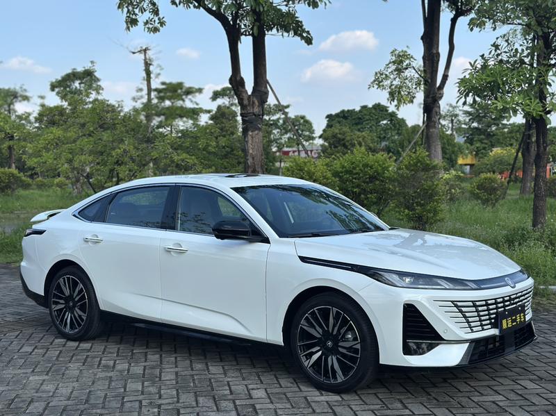 Changan Eado Plus, 2025 — фото 3 из 11