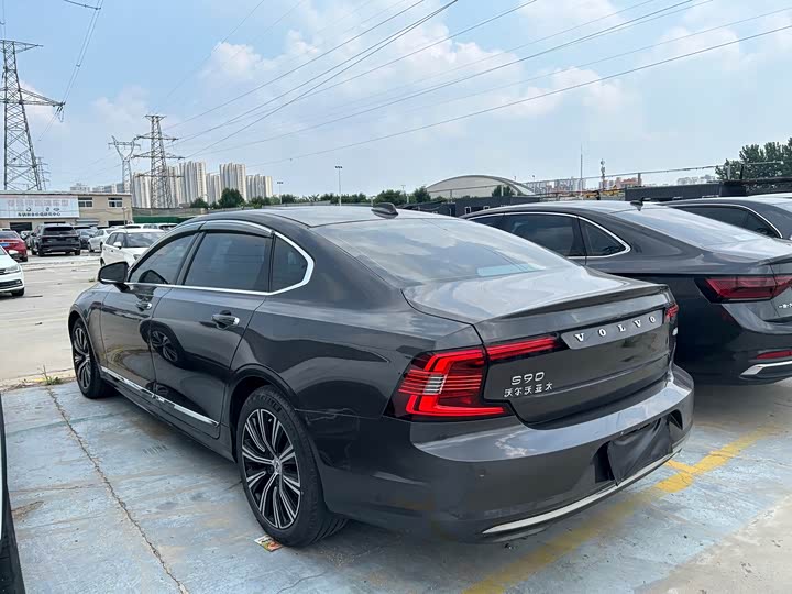 Volvo S90, 2022 — фото 4 из 9