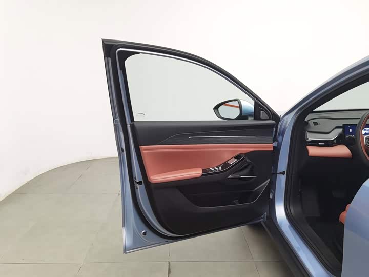 Geely Galaxy L6, 2024 — фото 8 из 9
