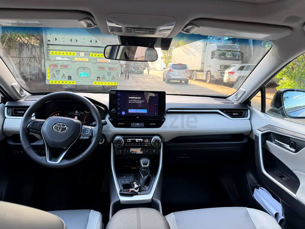 Toyota Rav 4, 2025 — фото 9 из 10