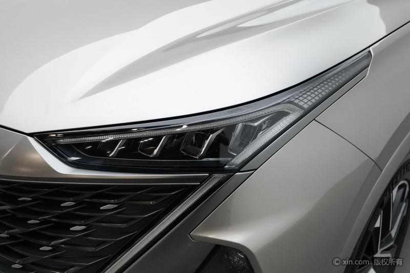 Roewe RX9, 2024 — фото 5 из 12