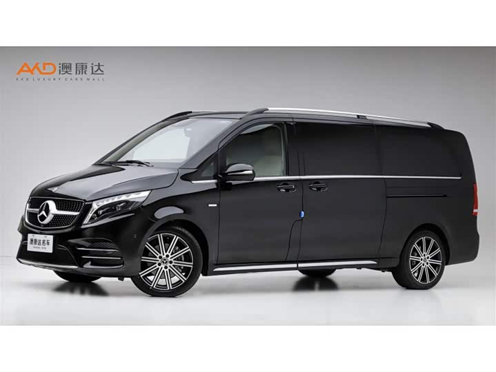 Mercedes-Benz V-Class, 2023 — купить в Москве под ключ