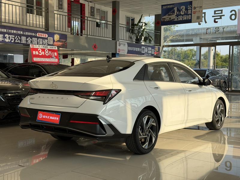 Hyundai Elantra N line, 2025 — фото 4 из 10