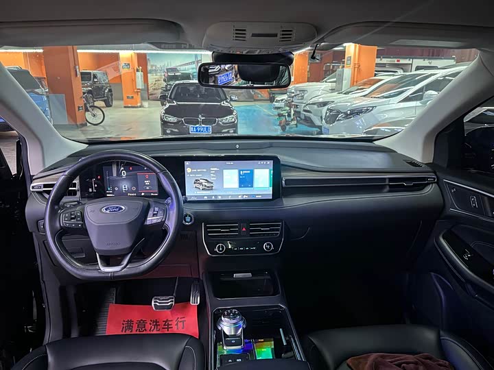 Ford Edge, 2022 — фото 7 из 9