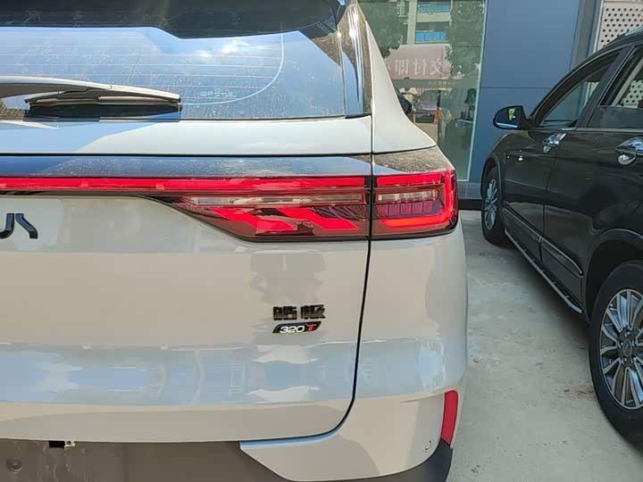 Dongfeng Aeolus Huge, 2023 — фото 8 из 9