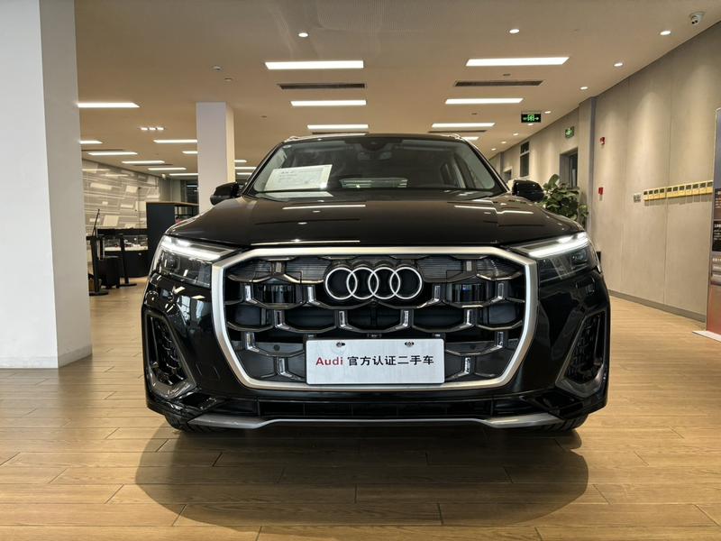 Audi Q7, 2025 — фото 2 из 8