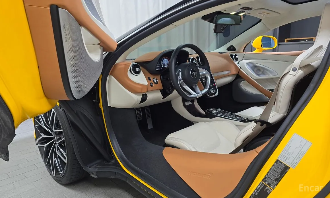 McLaren GT, 2022 — фото 10 из 12
