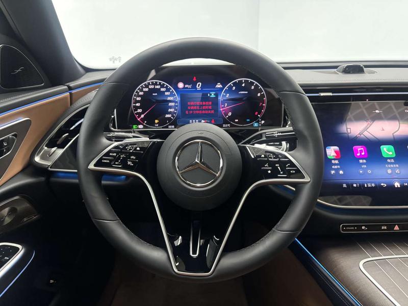 Mercedes-Benz E-Class, 2025 — фото 12 из 12