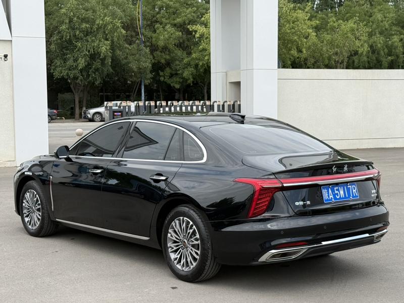 Hongqi H5, 2025 — фото 4 из 10