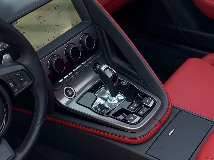 Jaguar F-Type, 2024 — фото 4 из 9